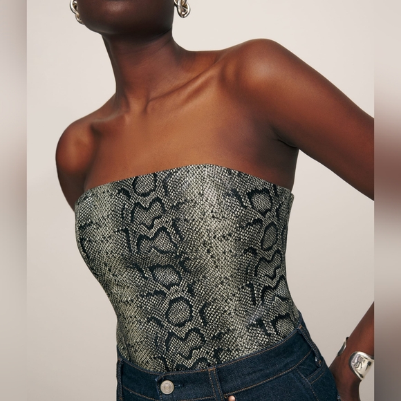 Reformation Tops - NEW Reformation Veda Madison Leather Top in color Venom
